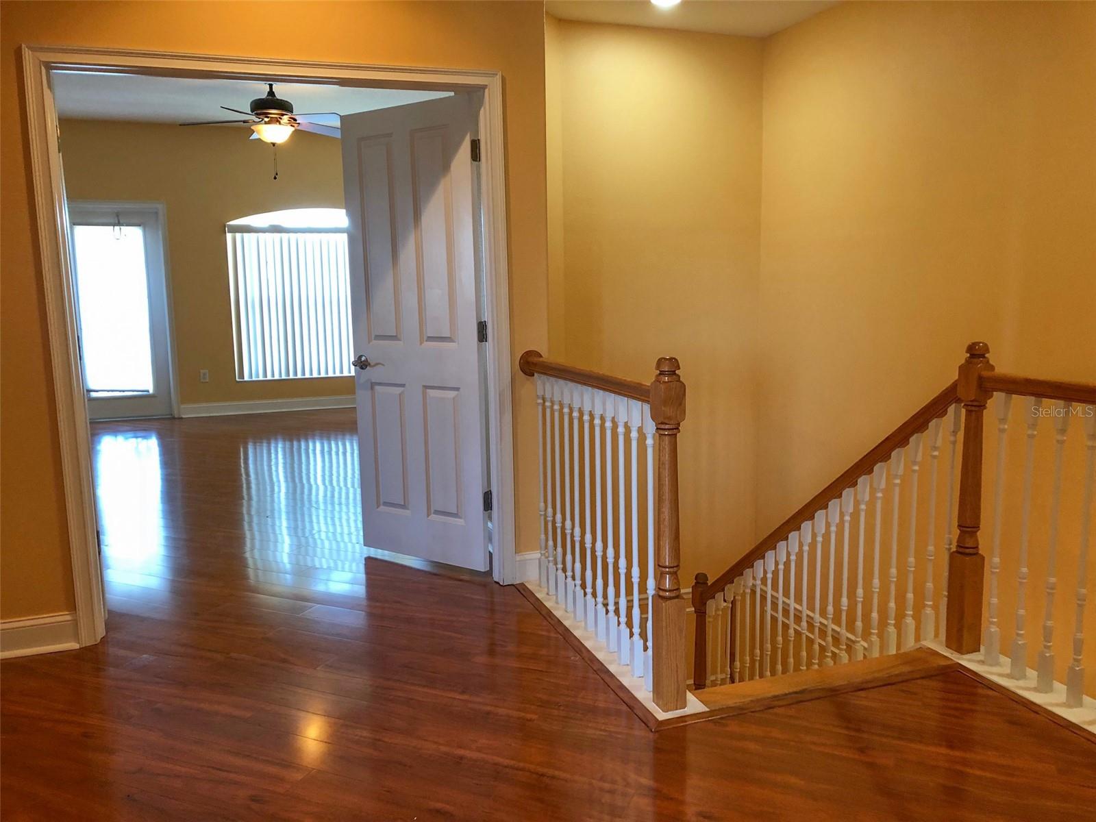 Image 6 of 39 For 6517 Channelside Drive