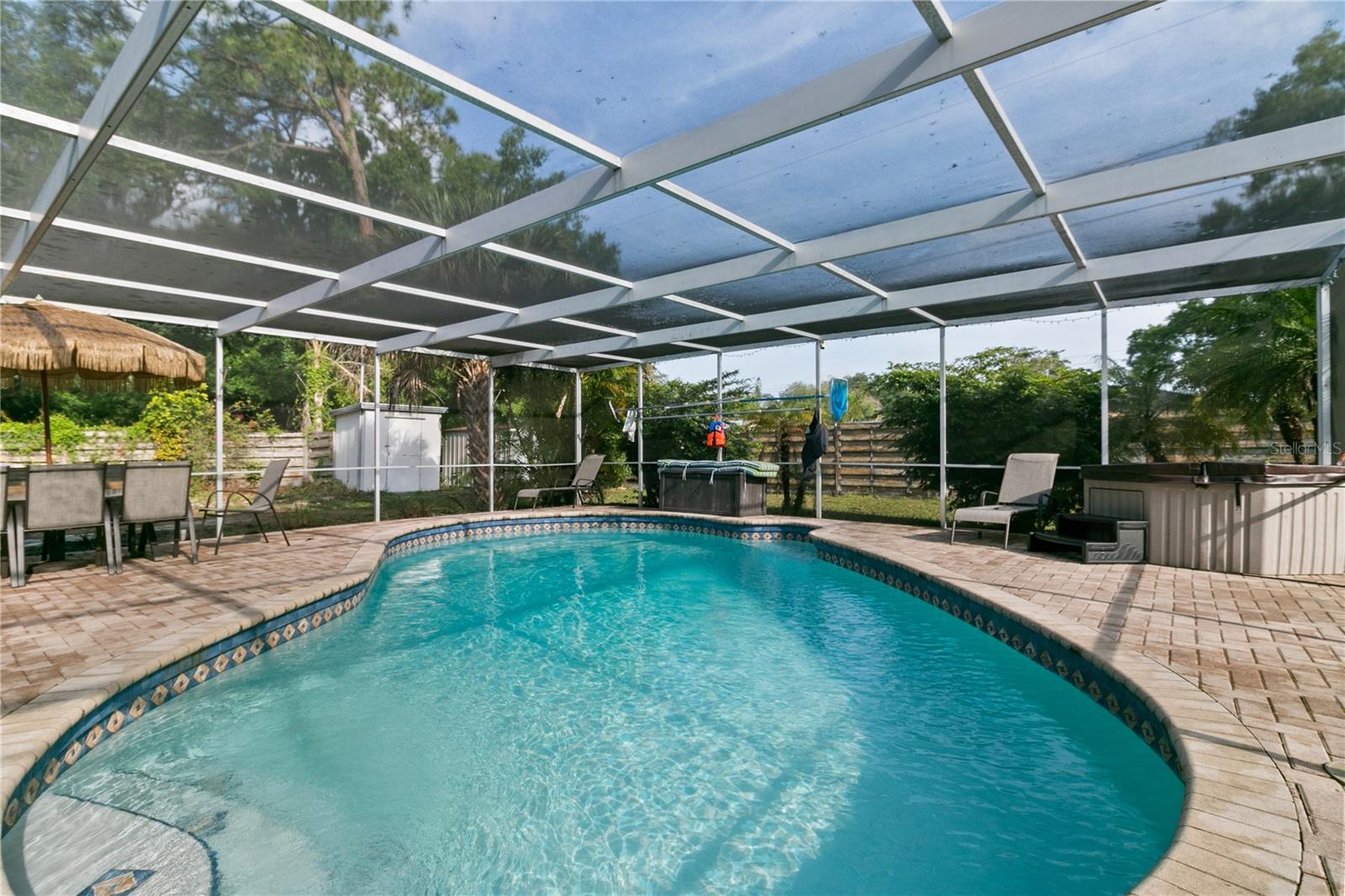 Image 25 of 27 For 725 Winter Garden Drive