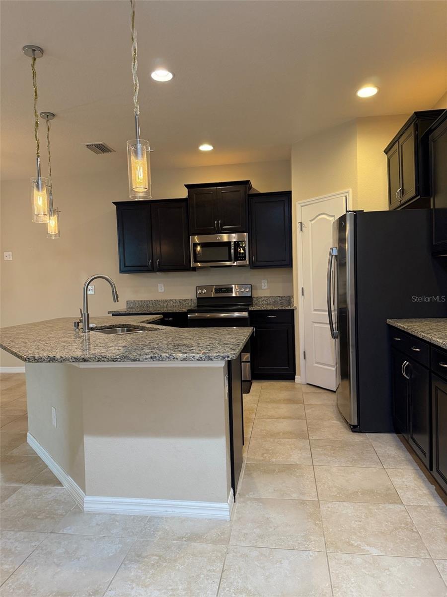 Image 15 of 19 For 32982 Windelstraw Drive