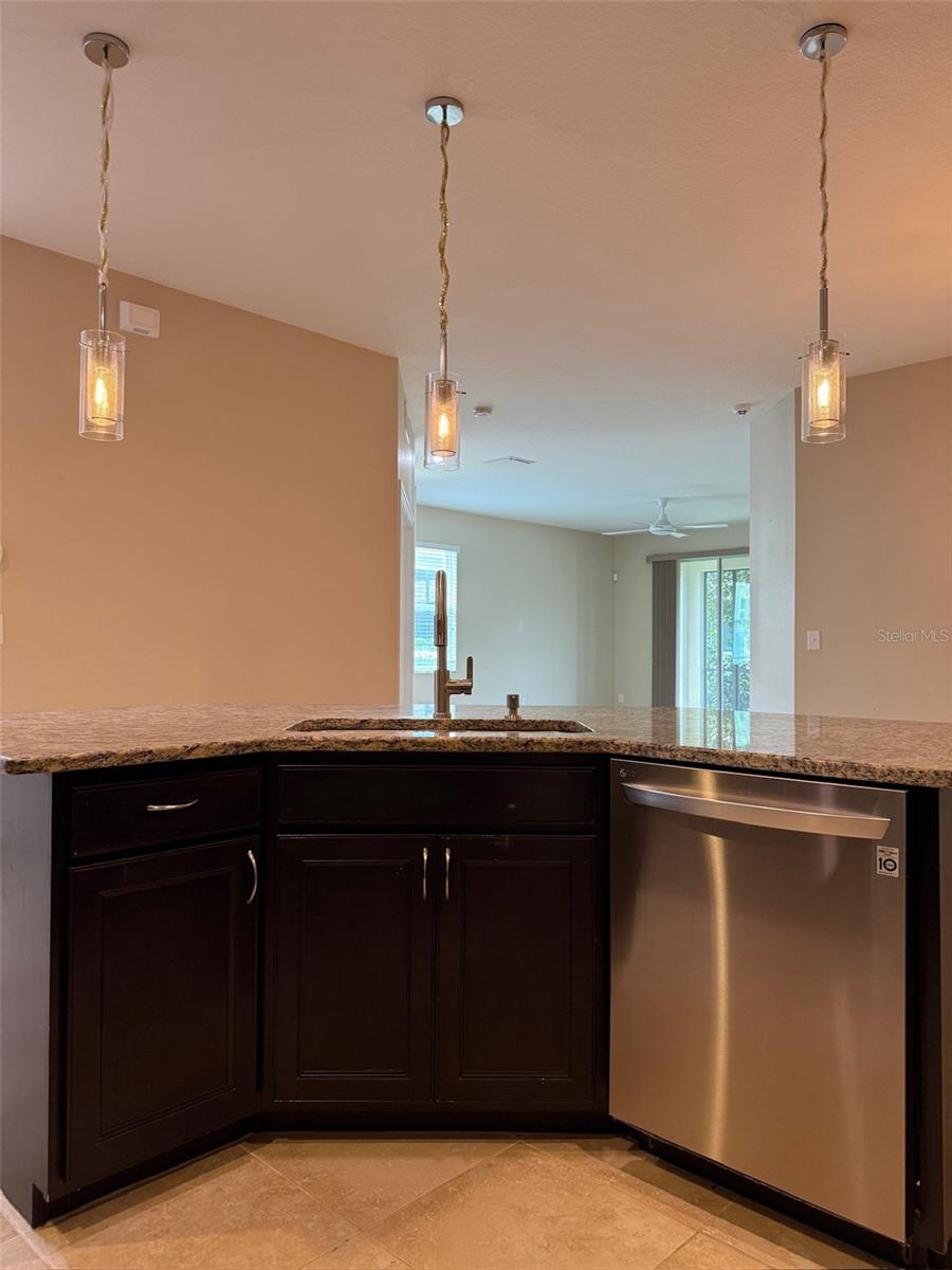 Image 17 of 19 For 32982 Windelstraw Drive