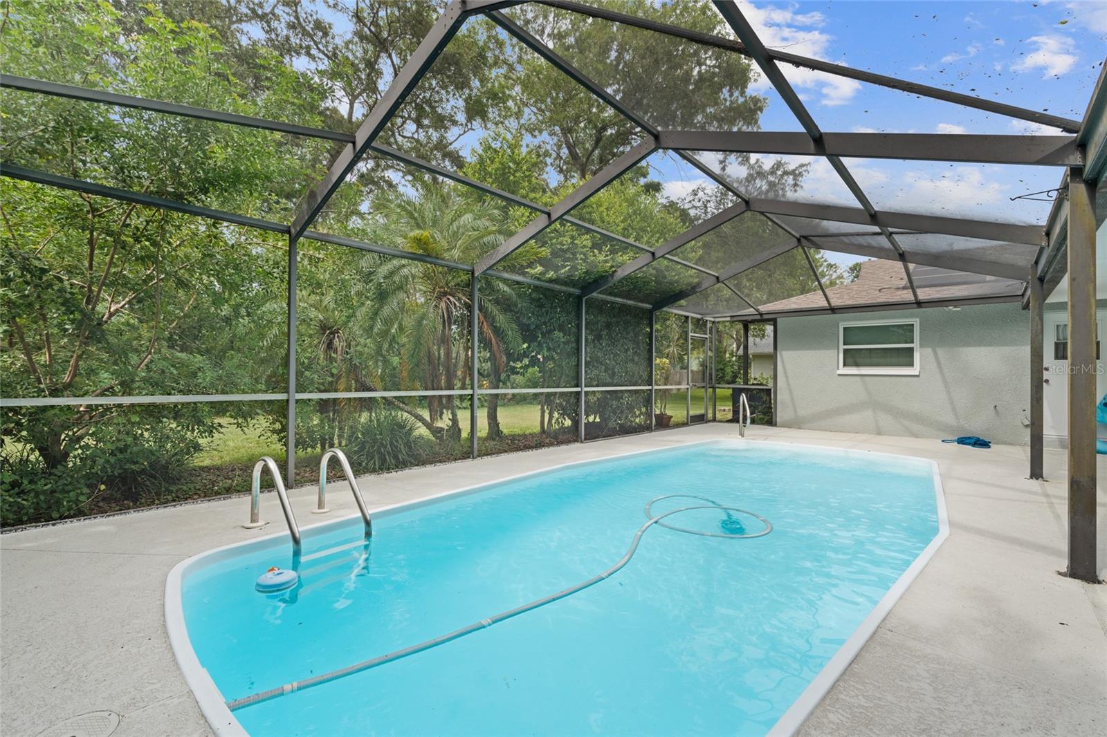 Image 9 of 45 For 155 Woodcutter Lane