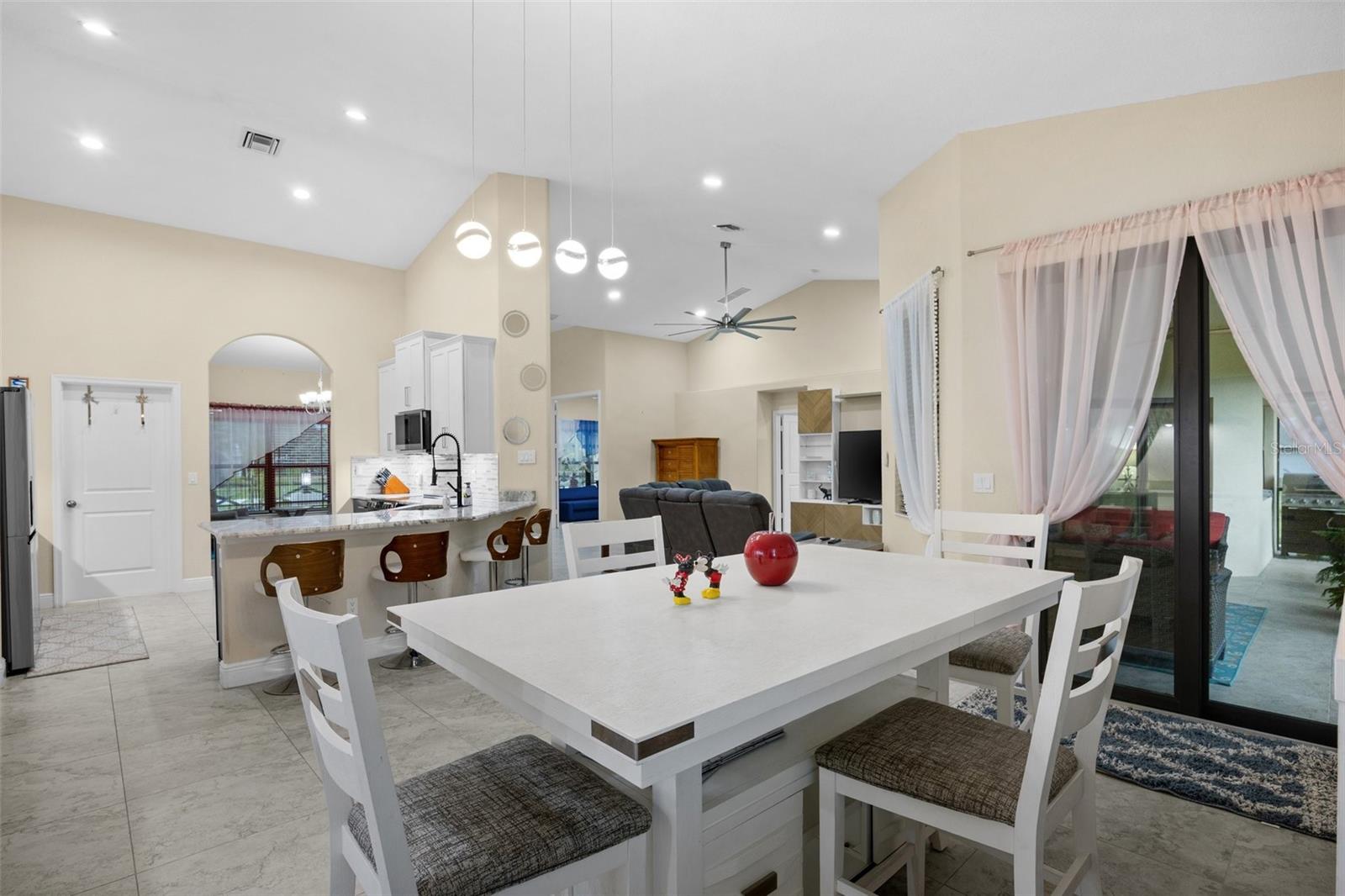 Image 11 of 44 For 13395 59th Court N