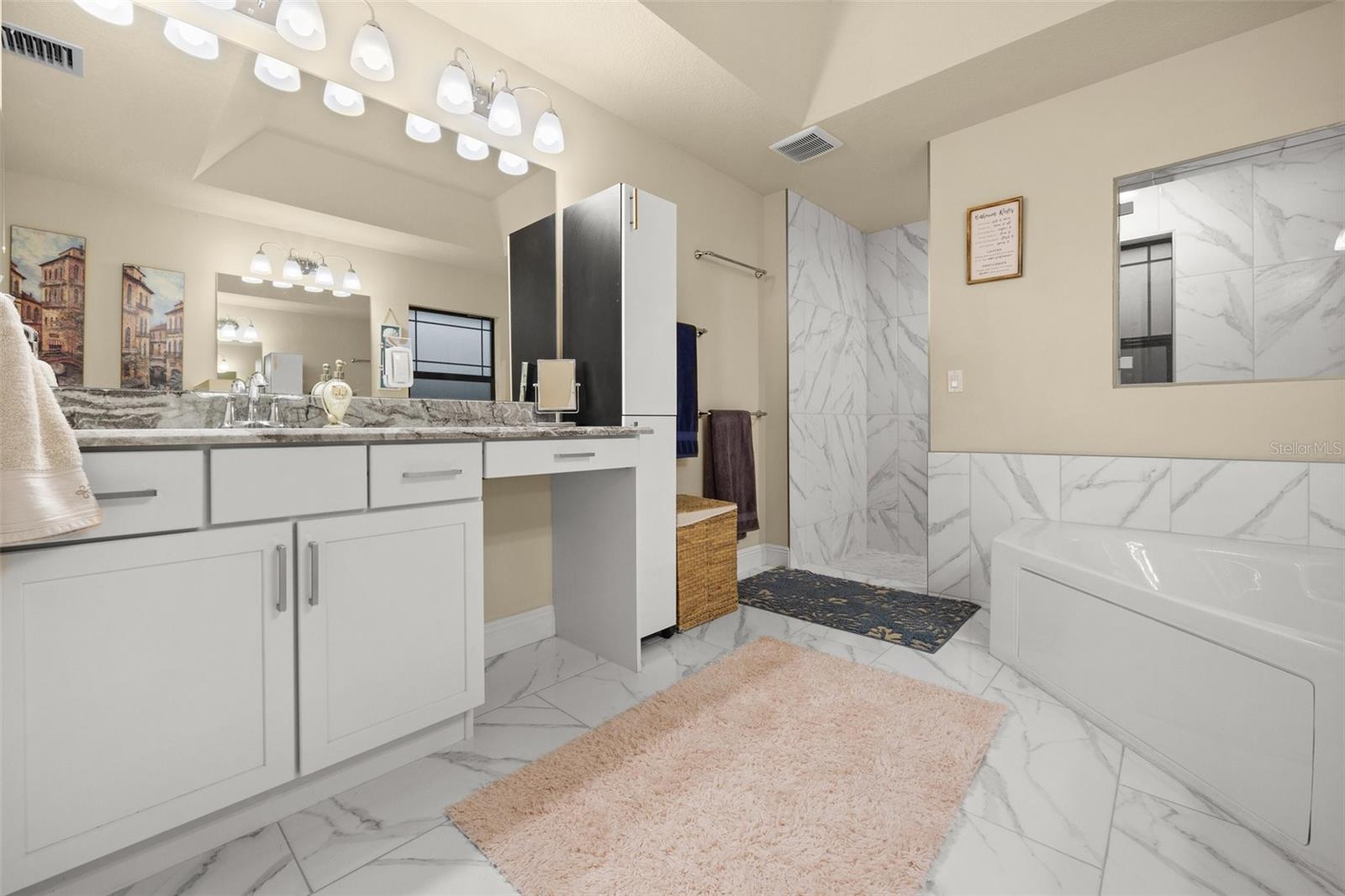 Image 32 of 44 For 13395 59th Court N
