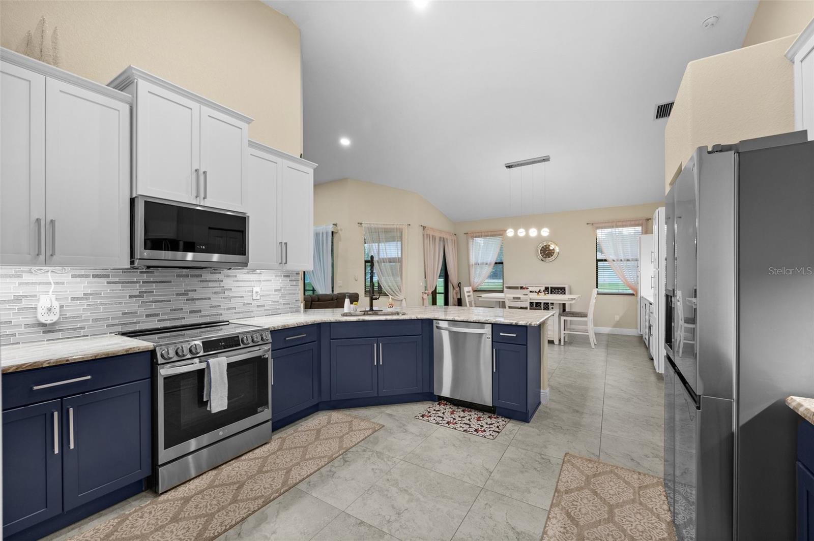 Image 5 of 44 For 13395 59th Court N