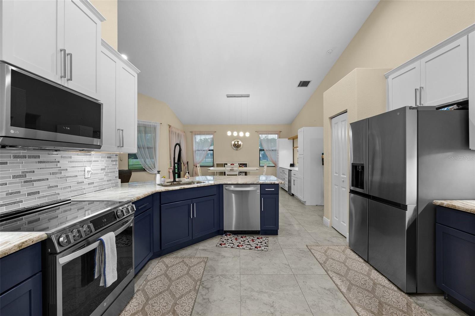 Image 7 of 44 For 13395 59th Court N