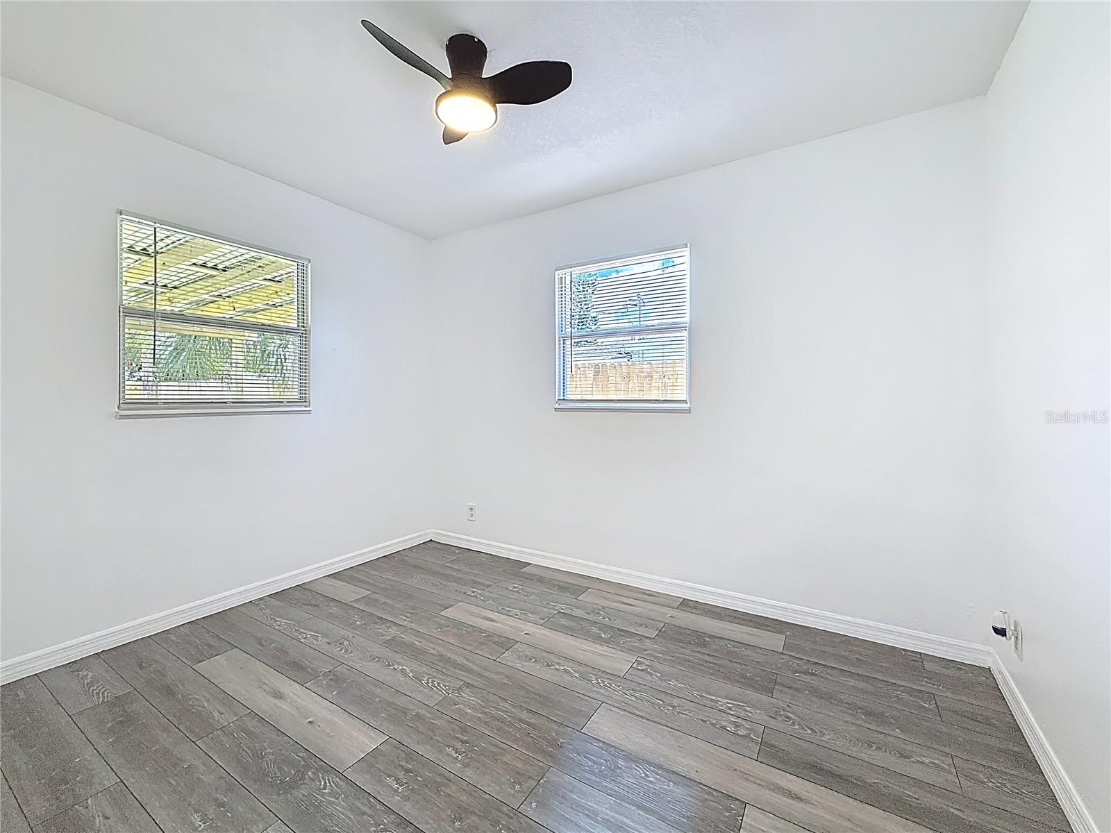 Image 22 of 58 For 6925 79th Avenue N