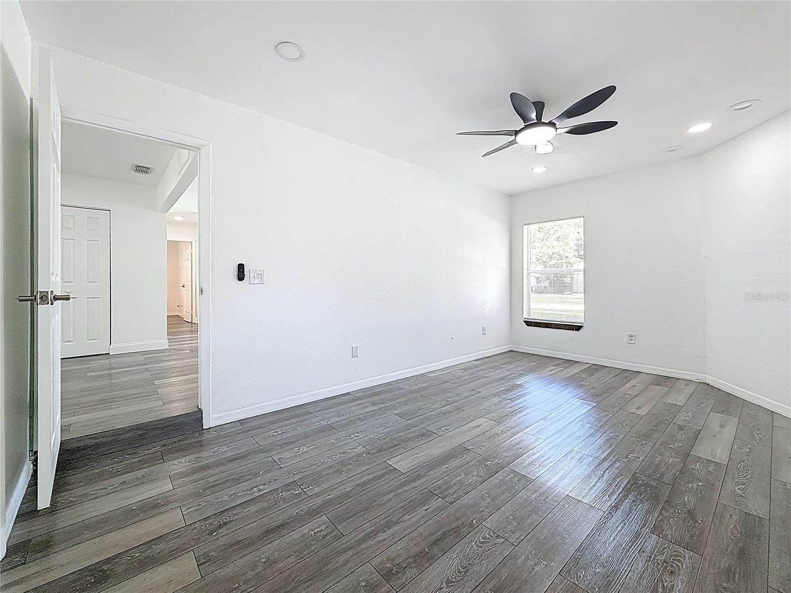 Image 34 of 58 For 6925 79th Avenue N
