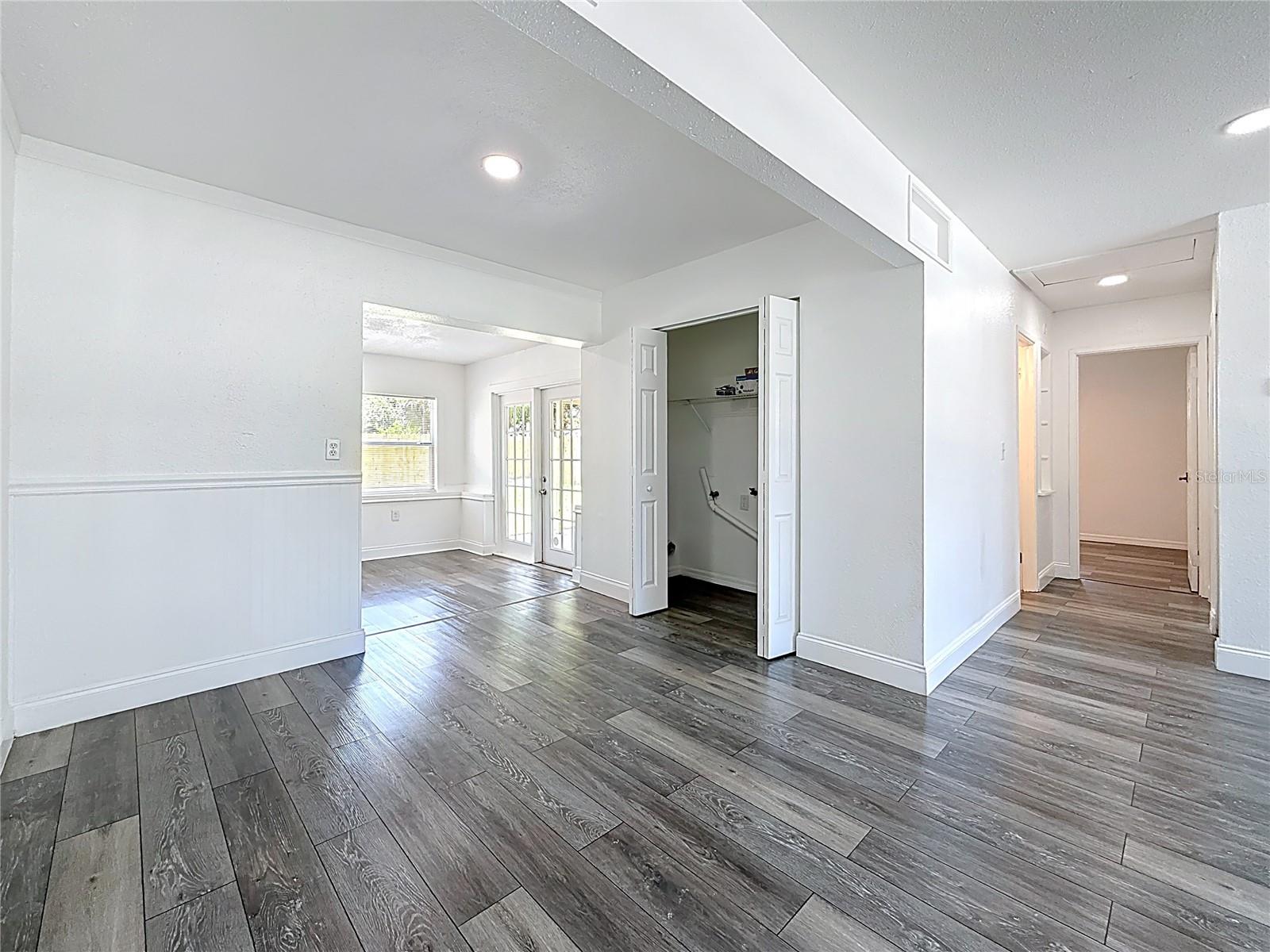 Image 8 of 58 For 6925 79th Avenue N