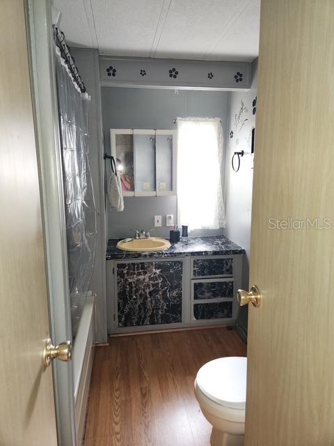 Listing photo id 10 for 37706 March Lane