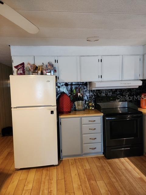 Listing photo id 5 for 37706 March Lane