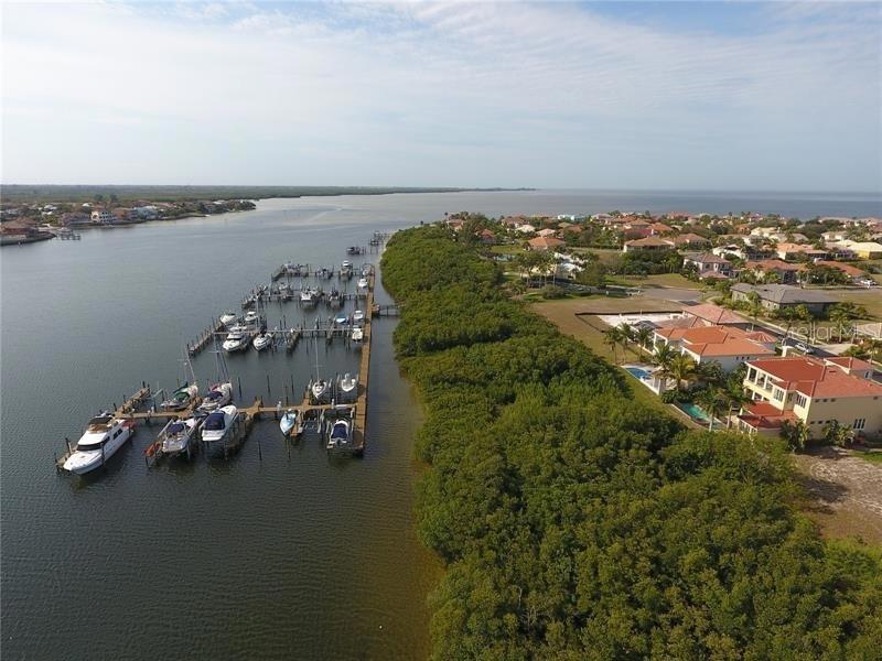 Image 4 of 17 For 6451 Rubia Circle