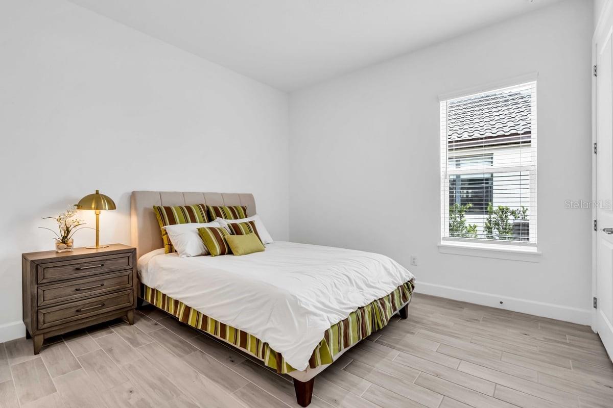 Image 21 of 48 For 10912 Wicker Park Place