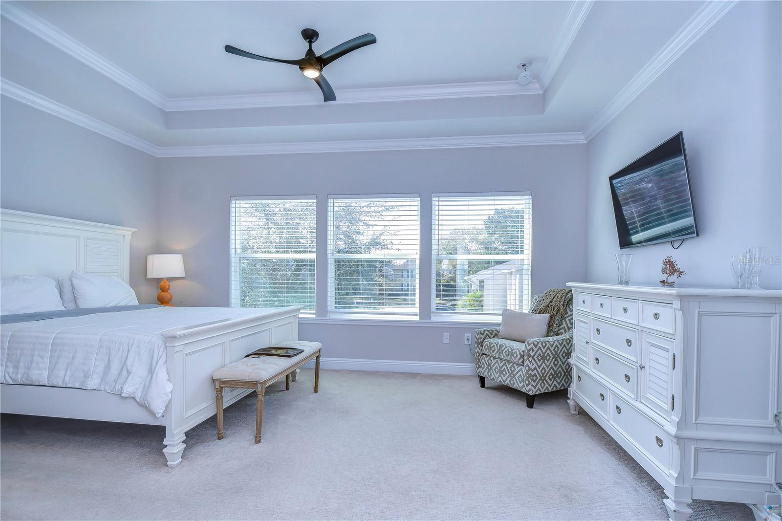 Image 10 of 41 For 303 Arrawana Avenue 3