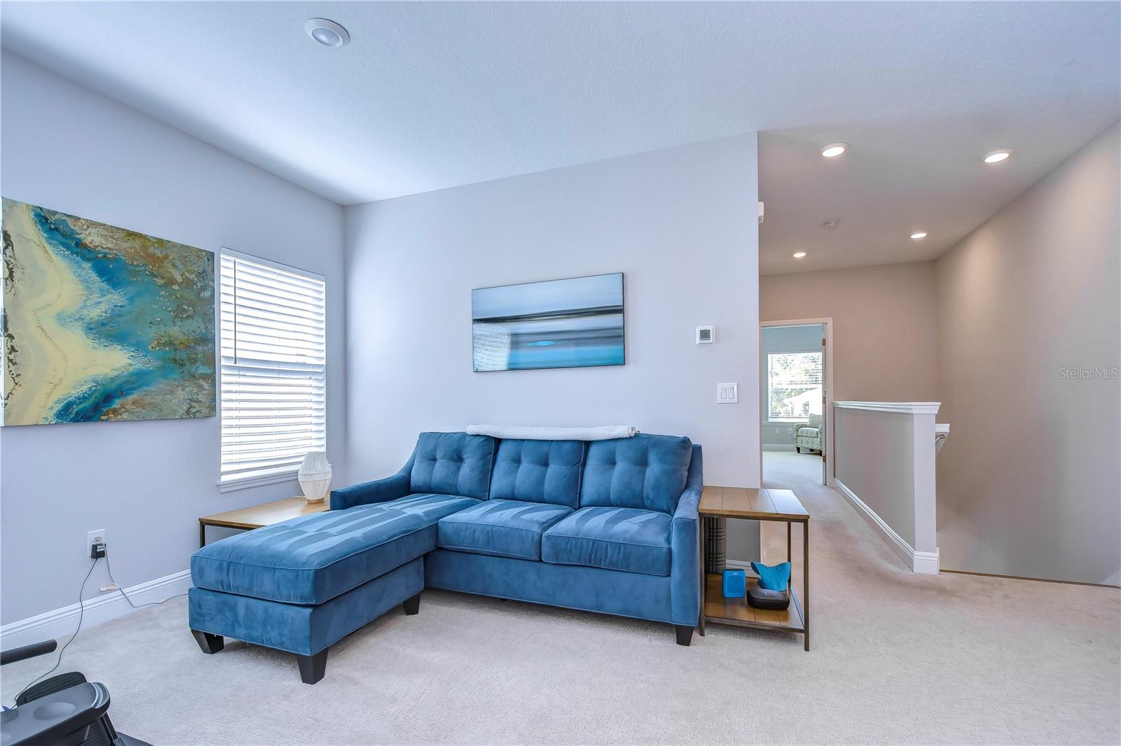 Image 17 of 41 For 303 Arrawana Avenue 3