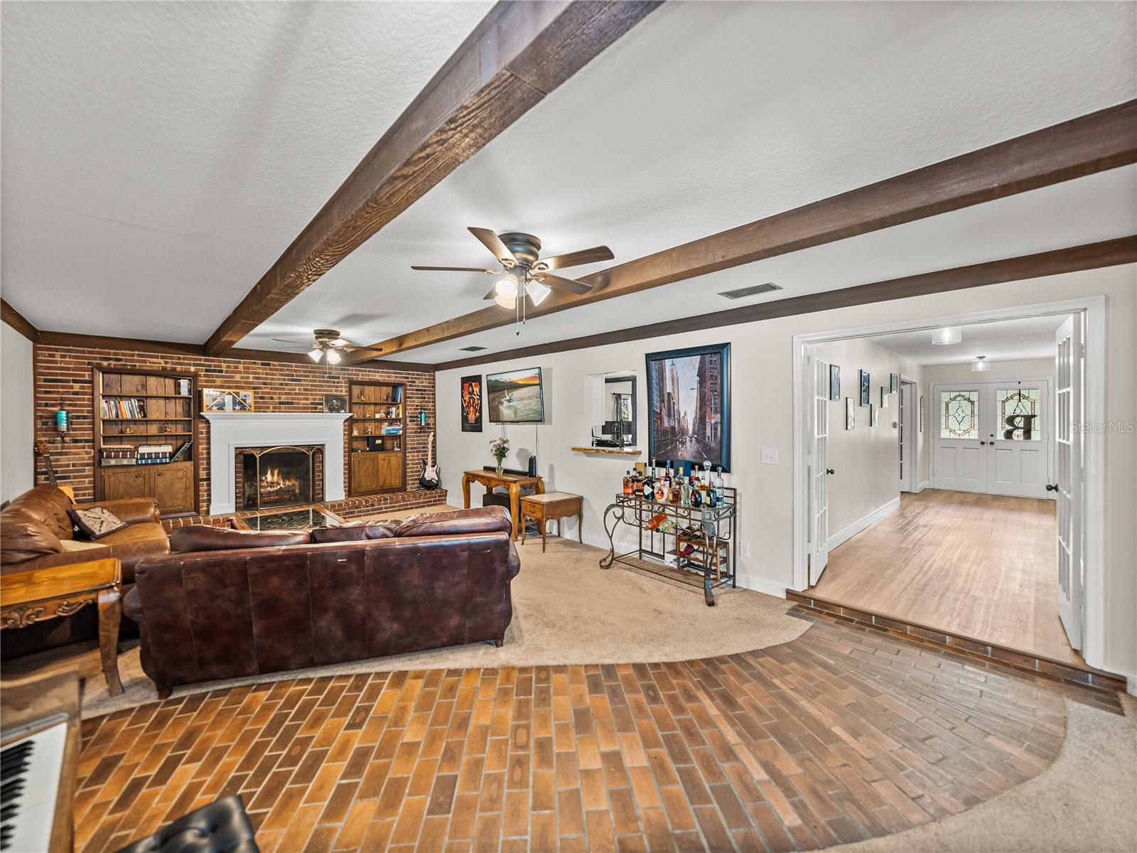 Image 15 of 81 For 609 Pipkin Road