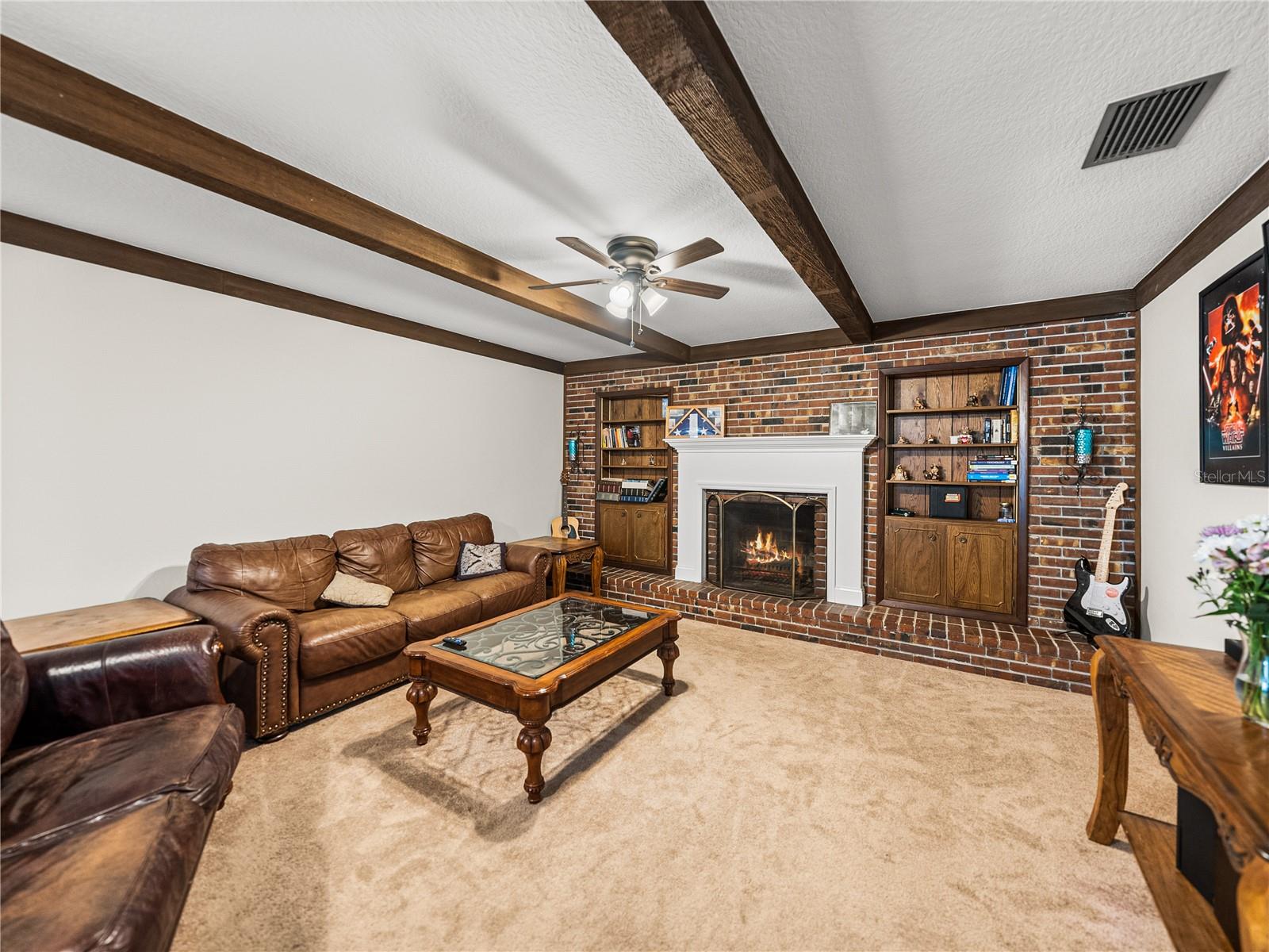 Image 16 of 81 For 609 Pipkin Road