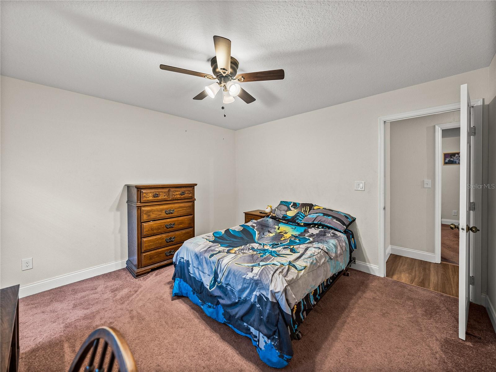 Image 38 of 81 For 609 Pipkin Road