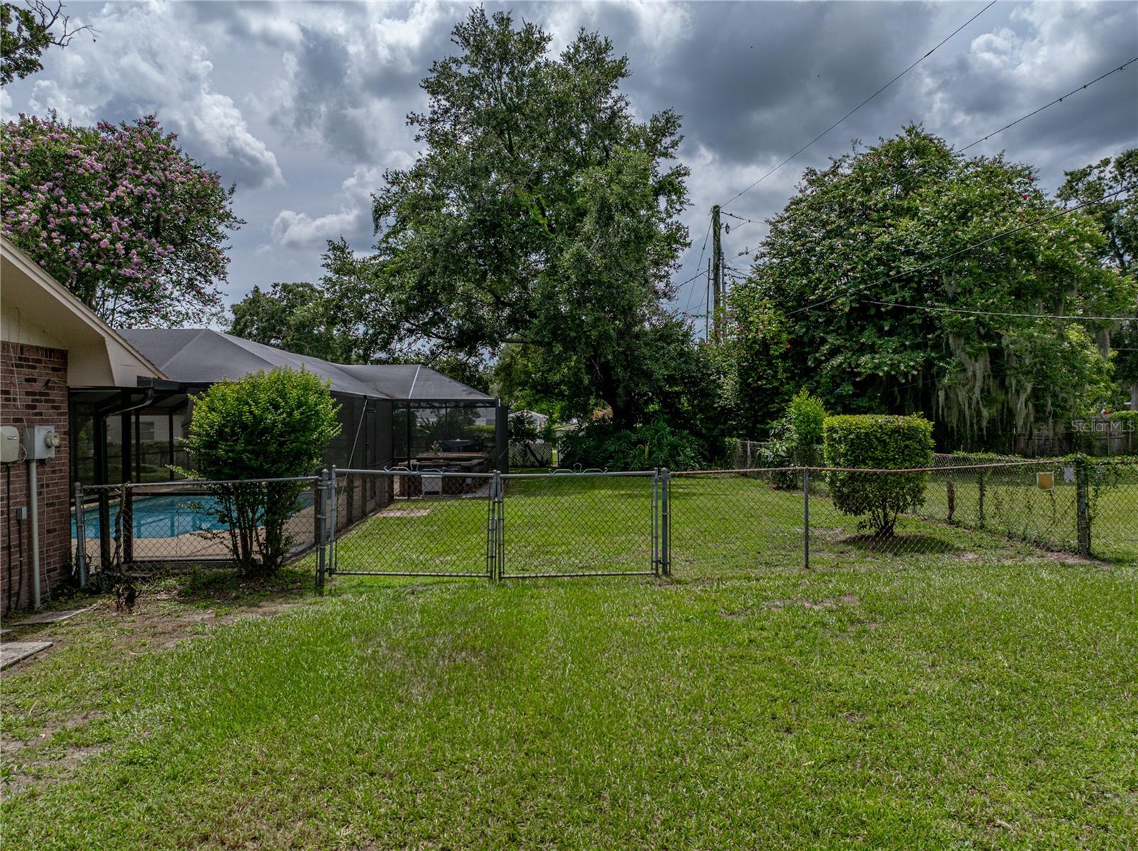Image 69 of 81 For 609 Pipkin Road