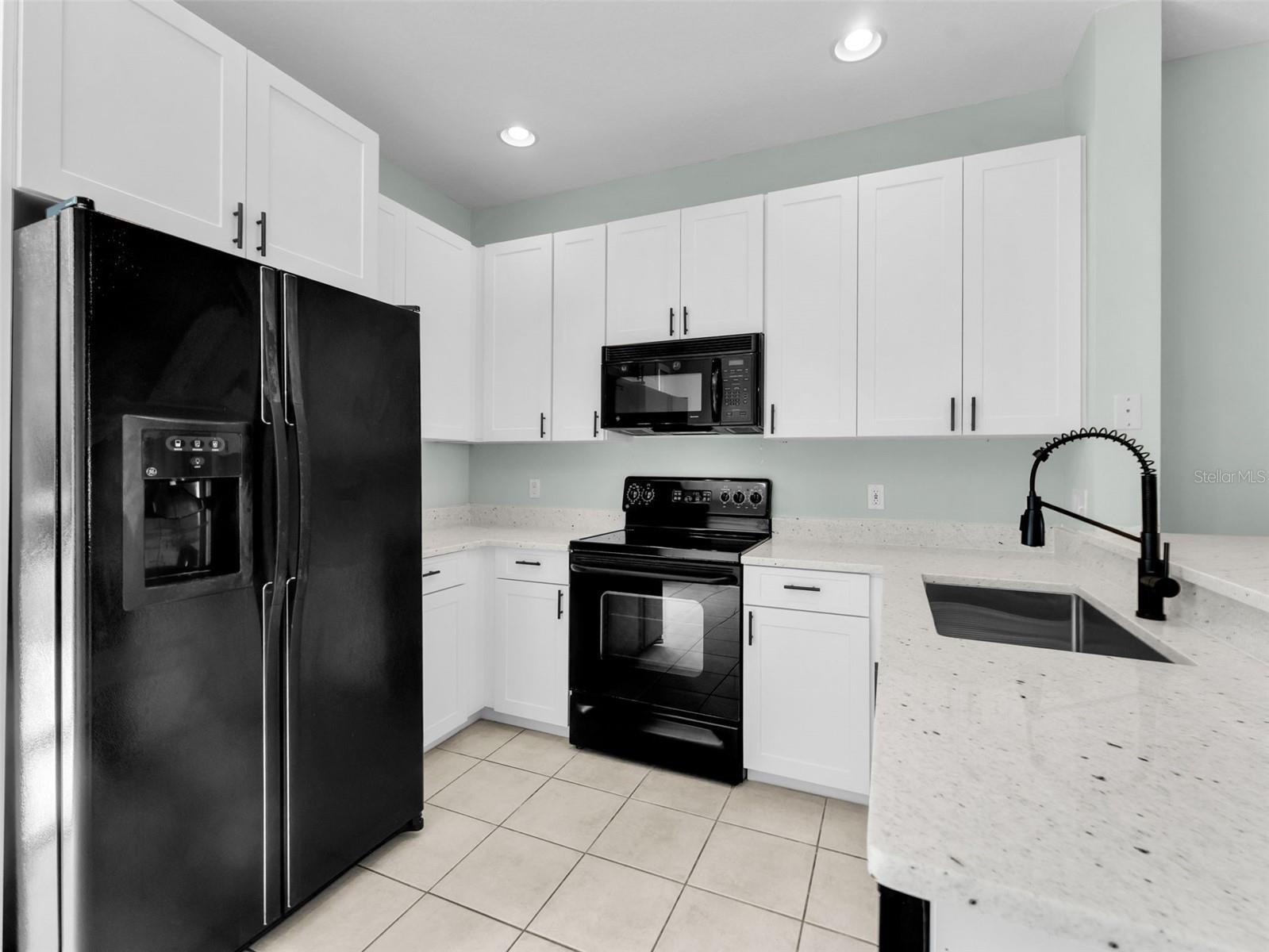 Image 14 of 36 For 8736 Eleanor Court