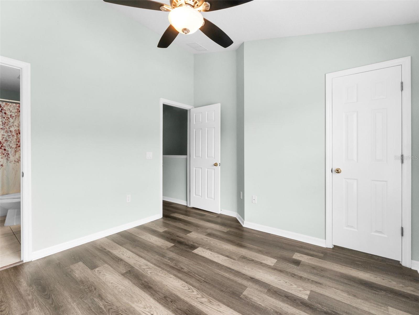 Image 19 of 36 For 8736 Eleanor Court