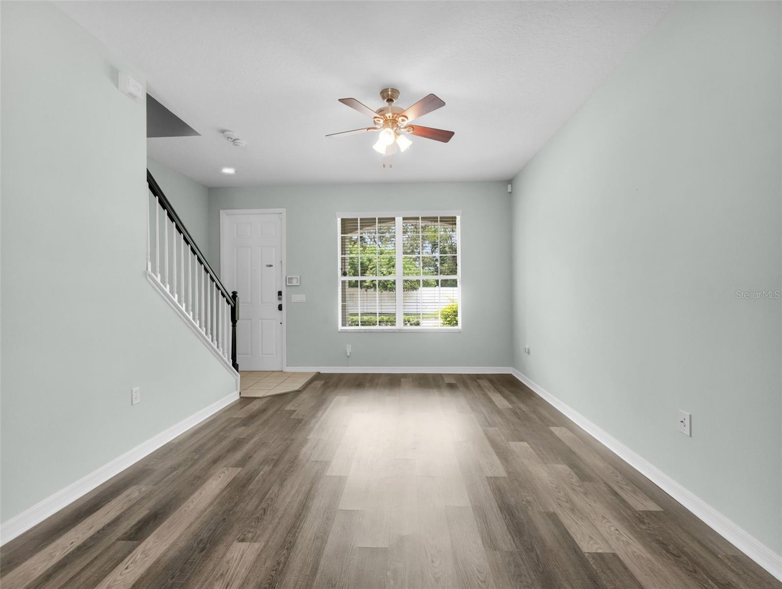Image 8 of 36 For 8736 Eleanor Court