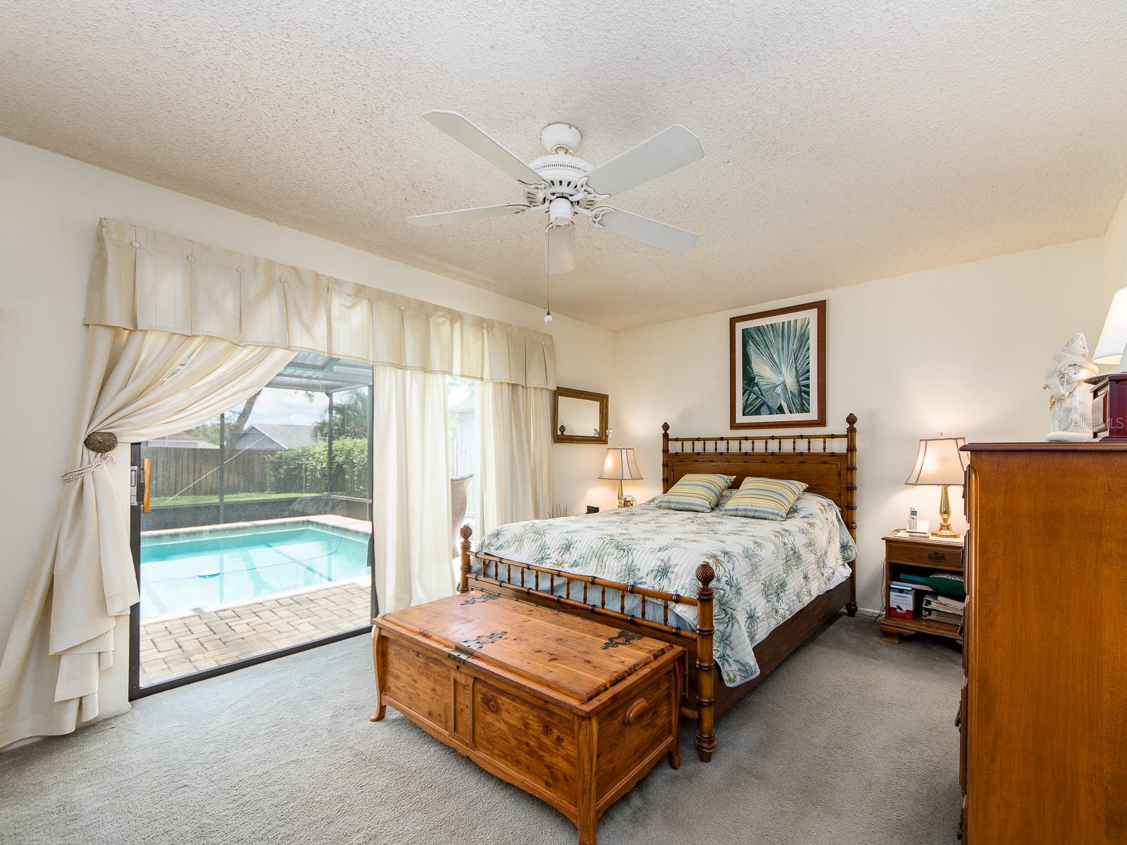 Listing photo id 16 for 7300 Dogleg Court