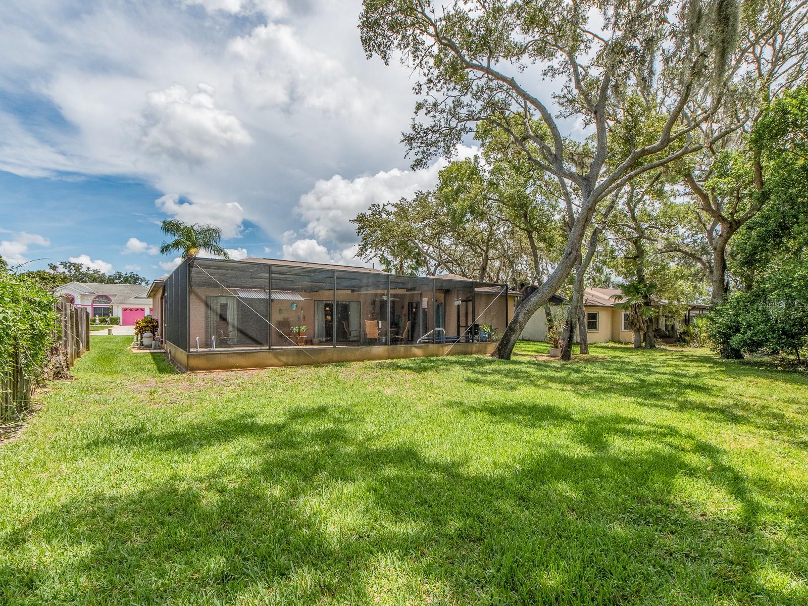Listing photo id 32 for 7300 Dogleg Court