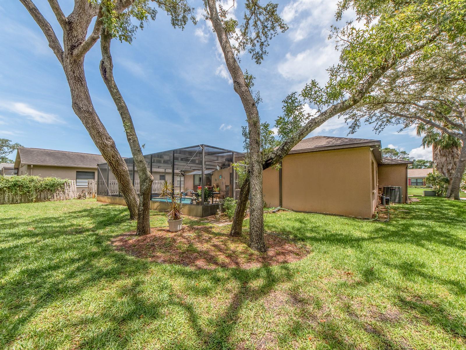 Listing photo id 33 for 7300 Dogleg Court