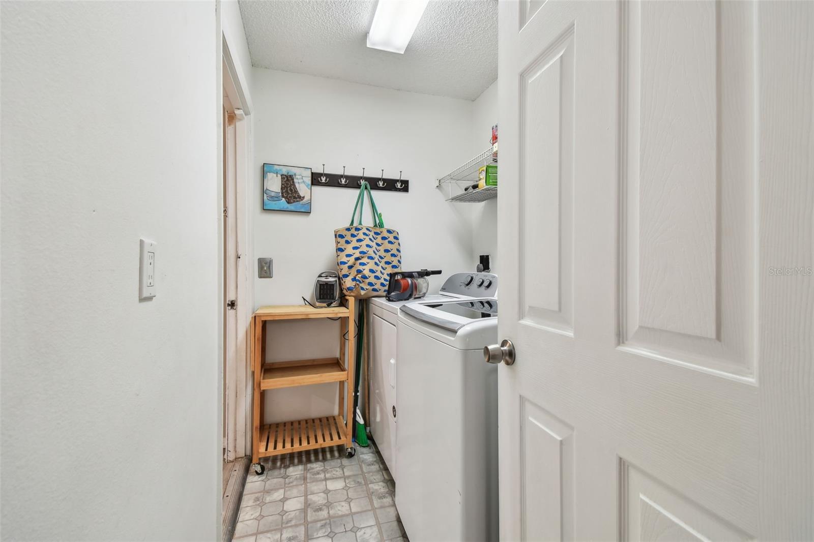 Image 26 of 69 For 604 Limetree Drive