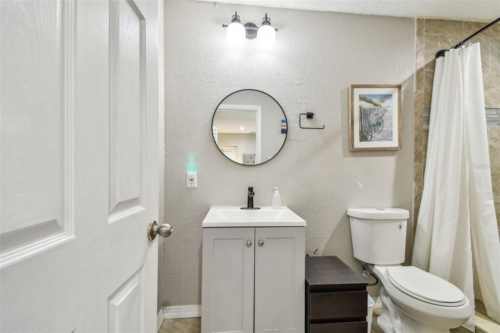 Image 32 of 69 For 604 Limetree Drive