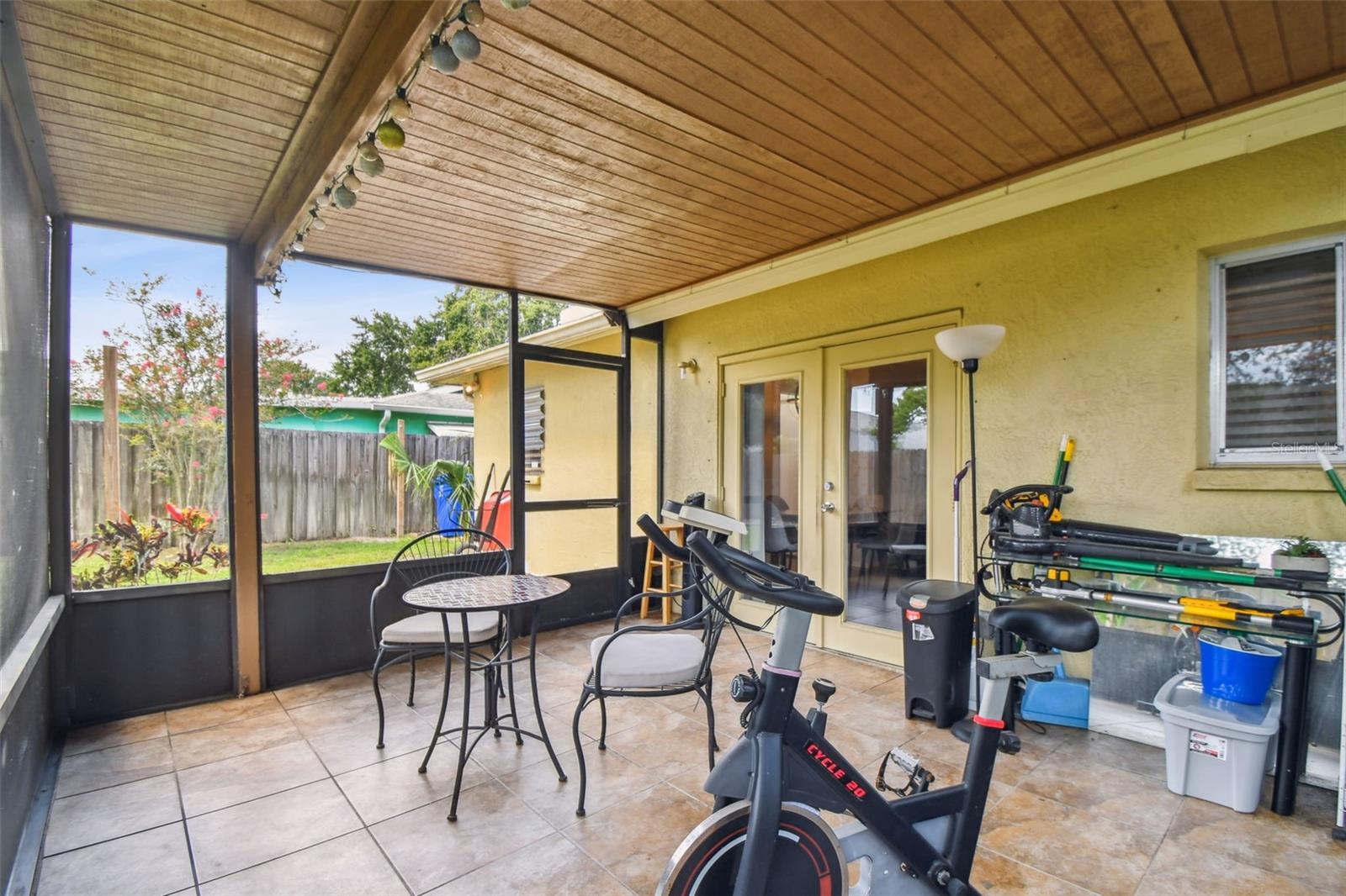 Image 41 of 69 For 604 Limetree Drive