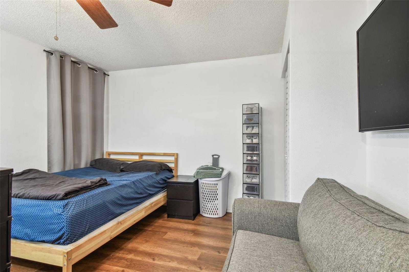 Image 43 of 69 For 604 Limetree Drive