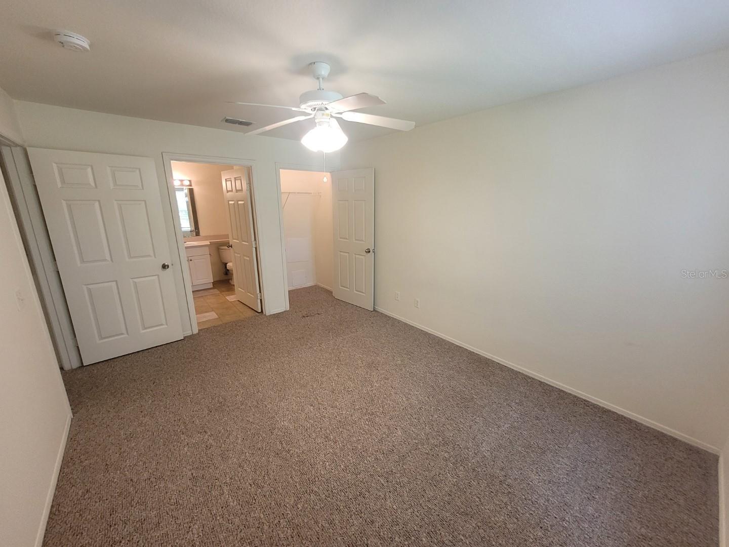 Listing photo id 14 for 36027 Deer Creek Drive 103