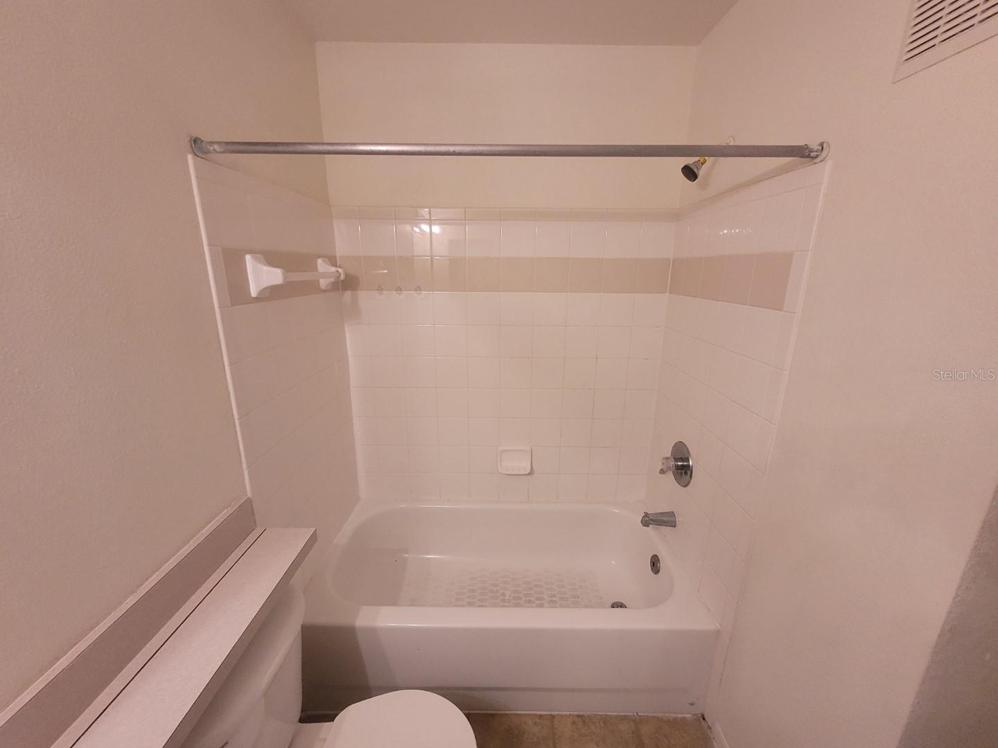 Listing photo id 16 for 36027 Deer Creek Drive 103