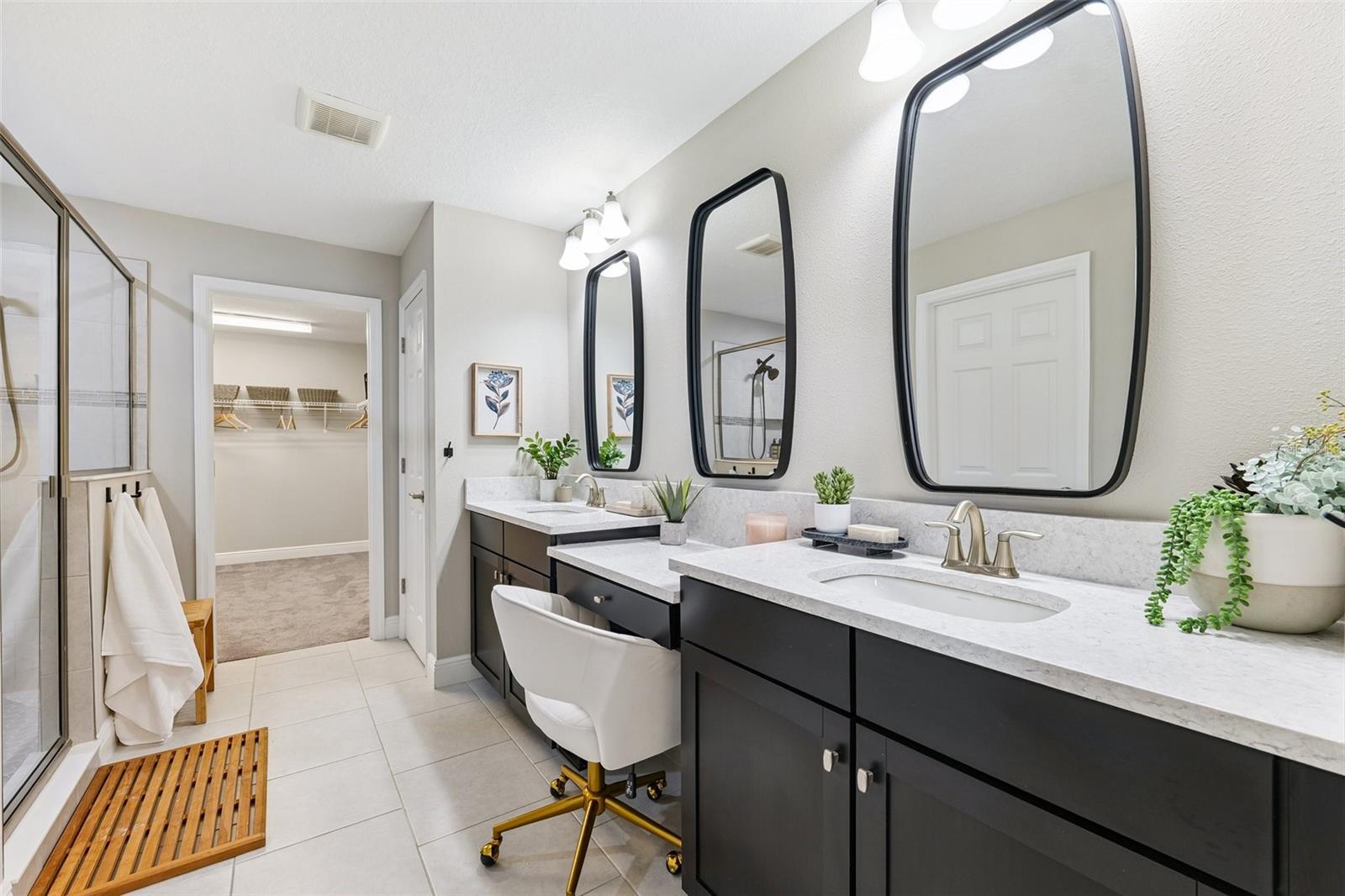 Image 18 of 59 For 5601 Limelight Drive