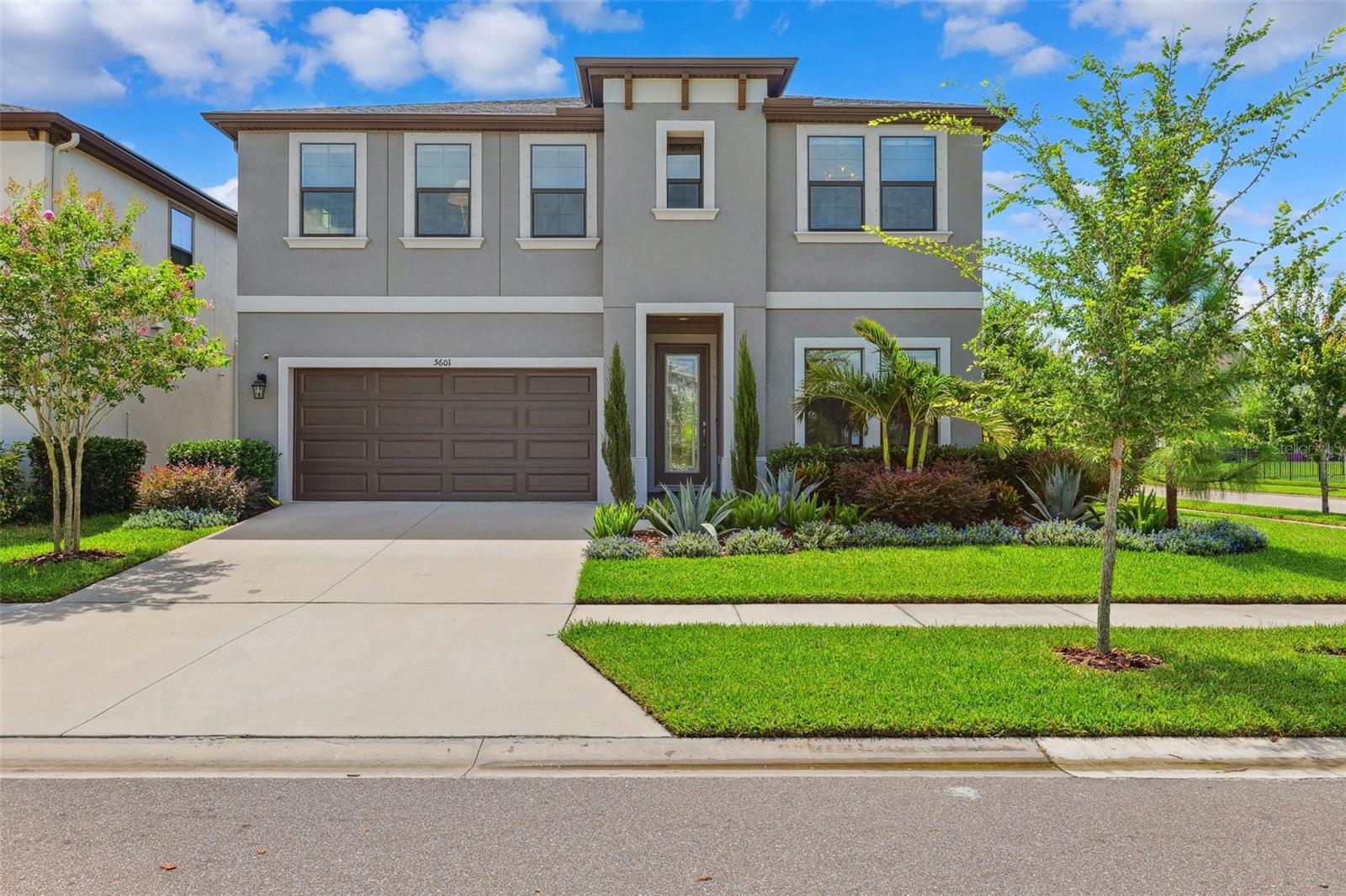 Image 2 of 59 For 5601 Limelight Drive