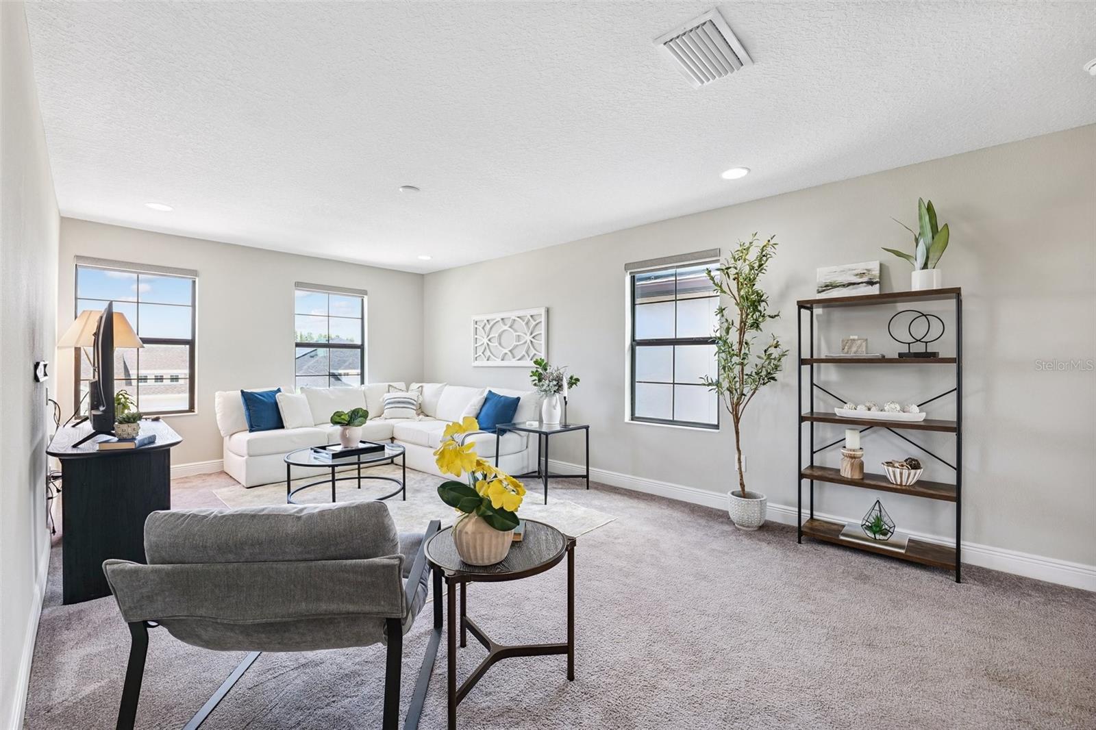 Image 20 of 59 For 5601 Limelight Drive