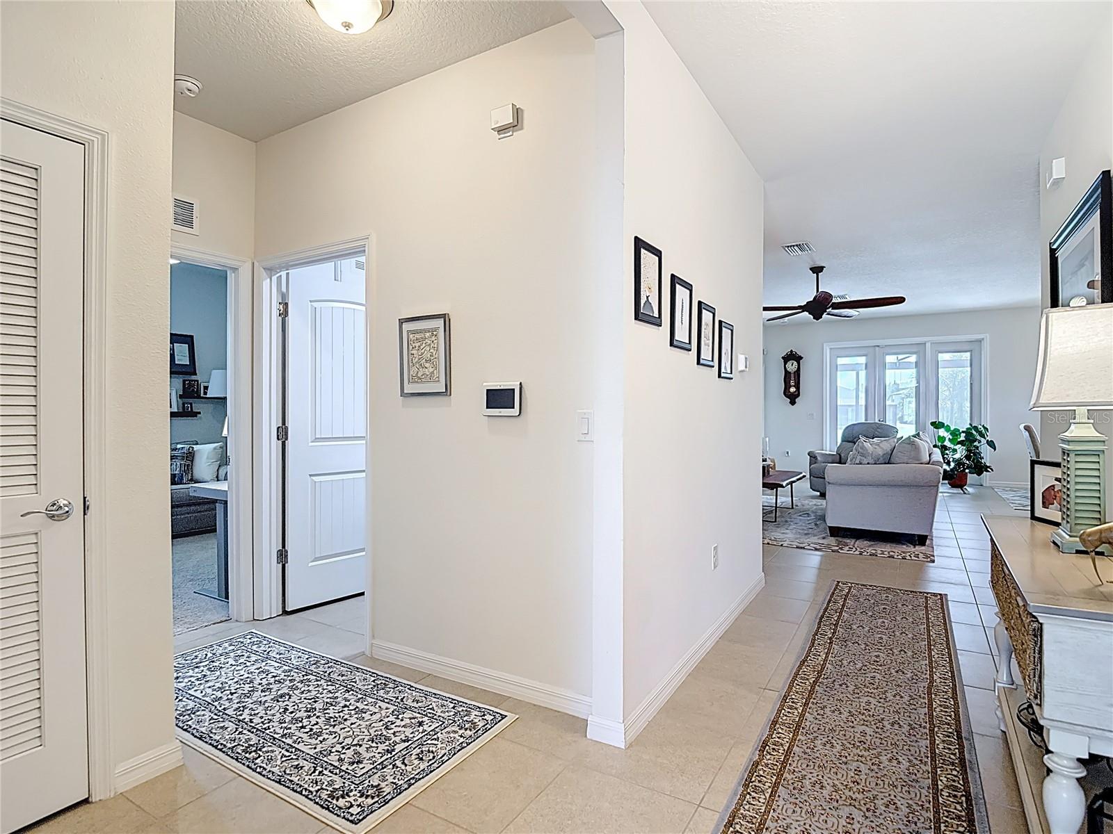 Listing photo id 8 for 31542 Tansy Bend