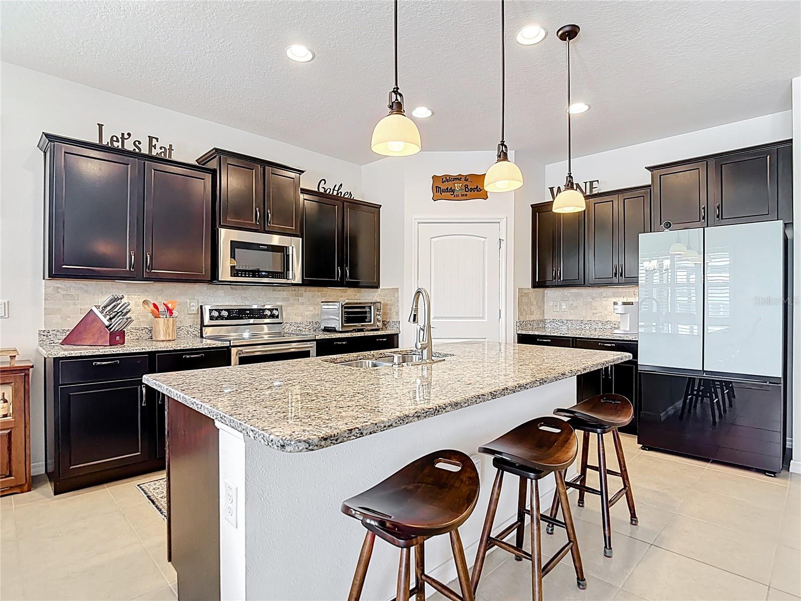 Listing photo id 10 for 31542 Tansy Bend