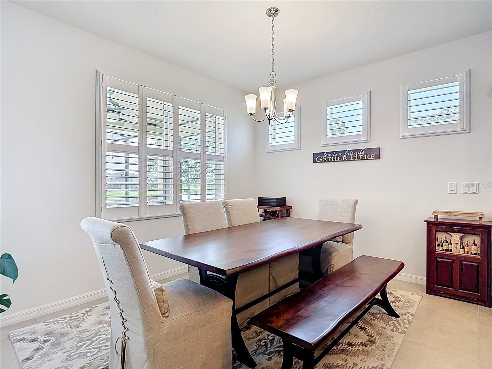 Listing photo id 18 for 31542 Tansy Bend