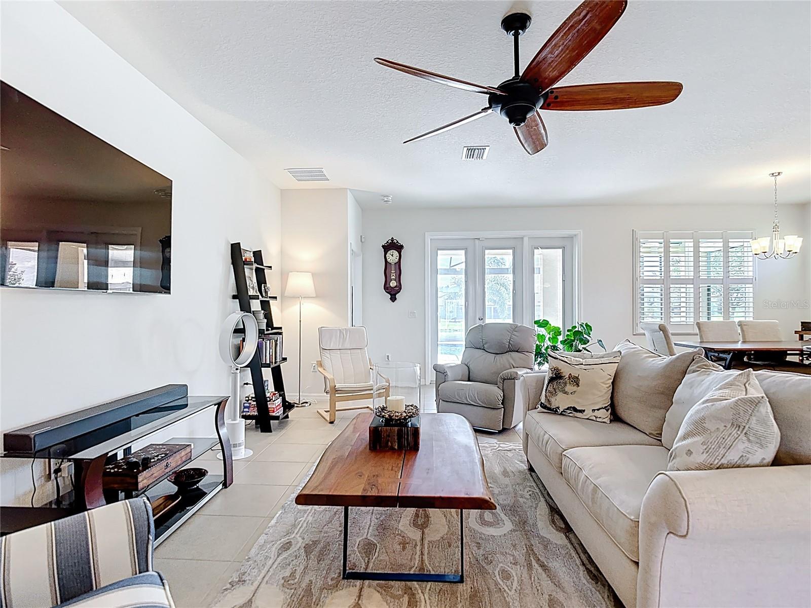 Listing photo id 20 for 31542 Tansy Bend