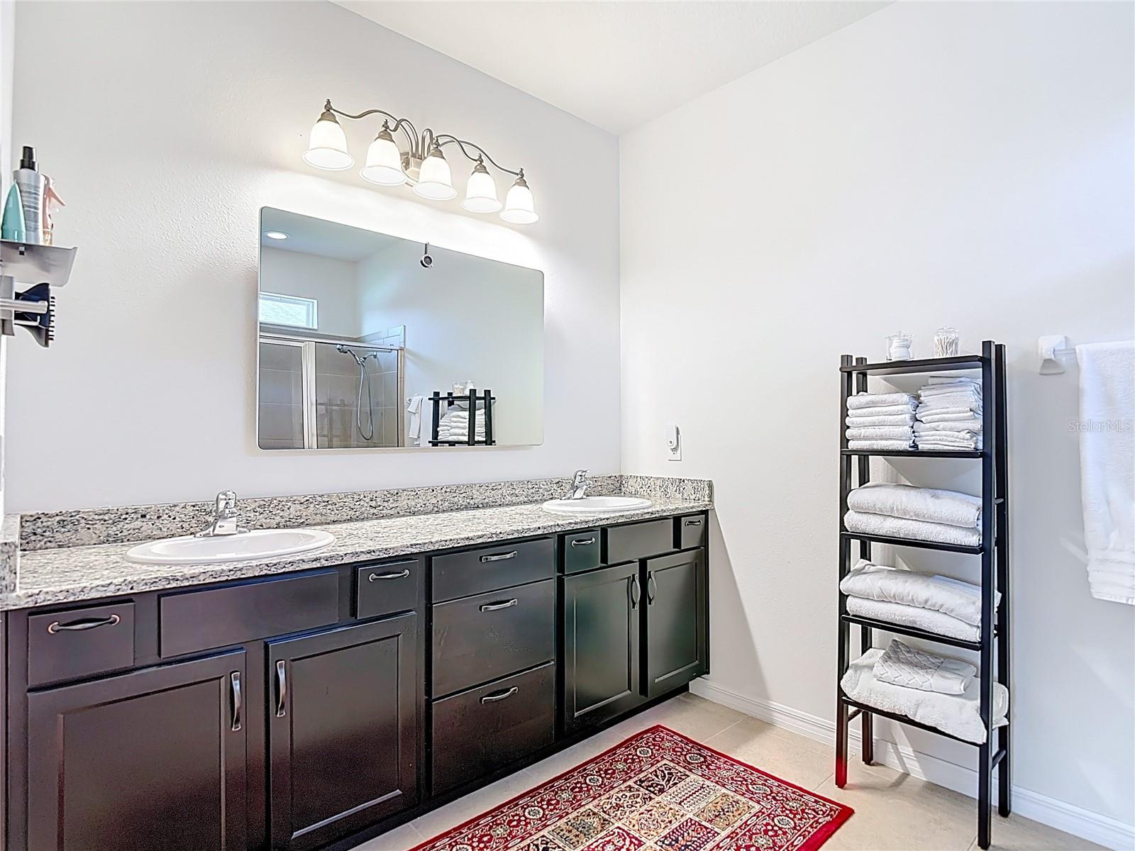 Listing photo id 30 for 31542 Tansy Bend