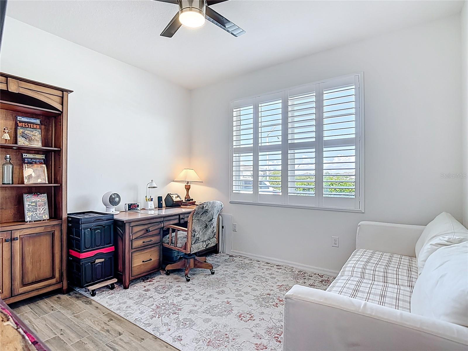 Listing photo id 34 for 31542 Tansy Bend