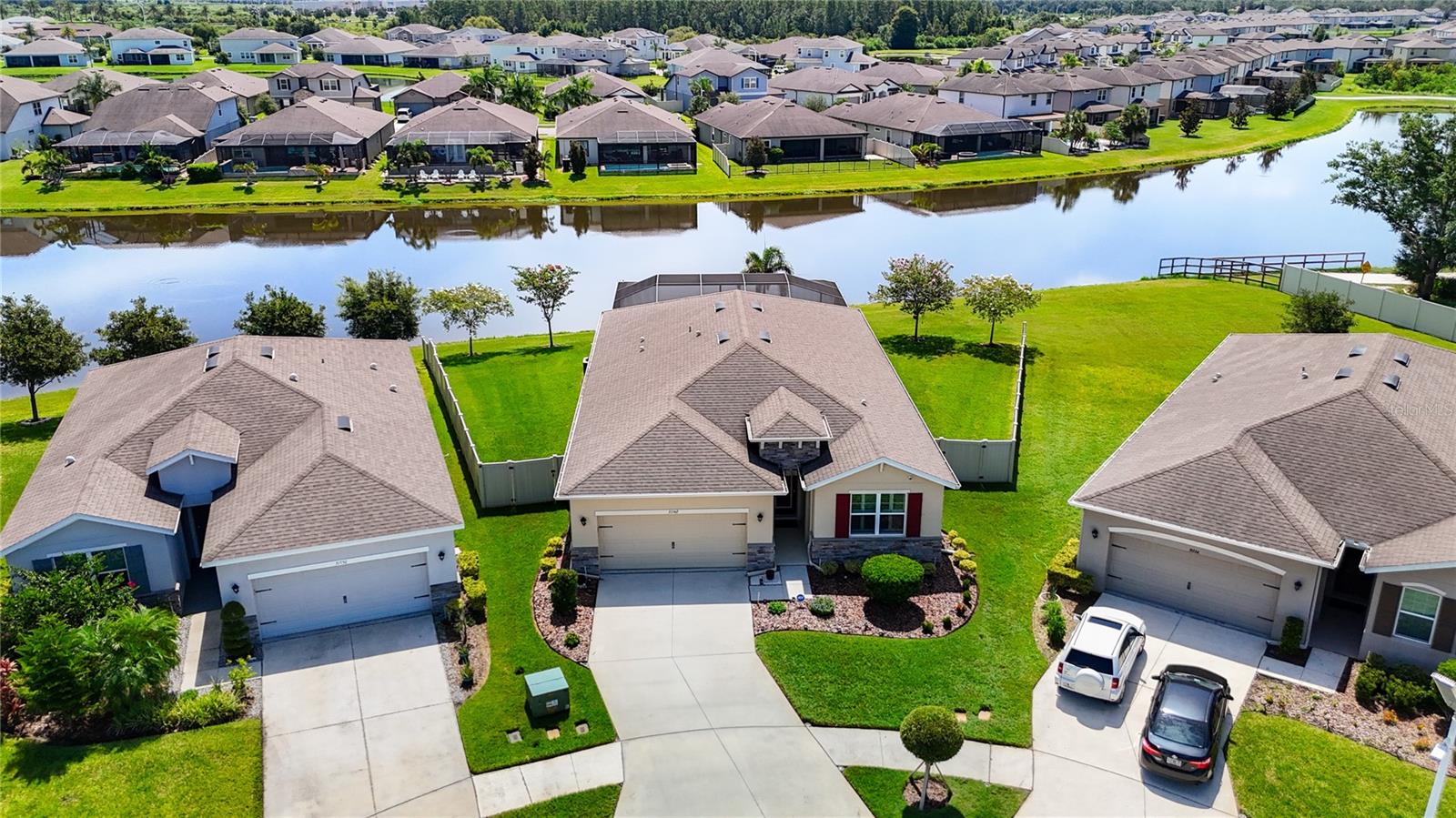 Listing photo id 4 for 31542 Tansy Bend