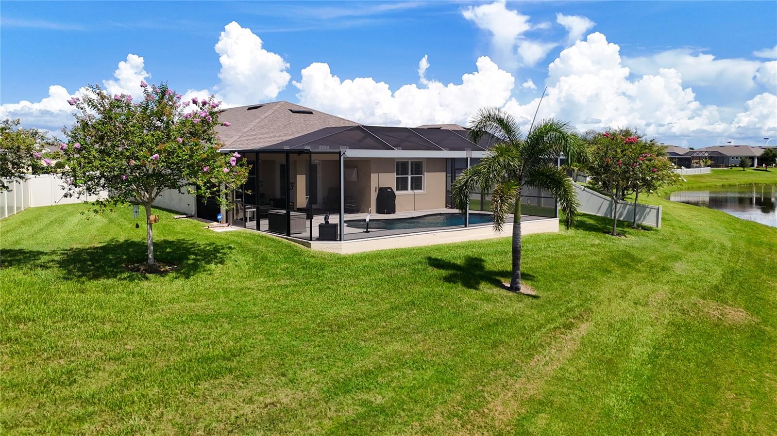 Listing photo id 58 for 31542 Tansy Bend
