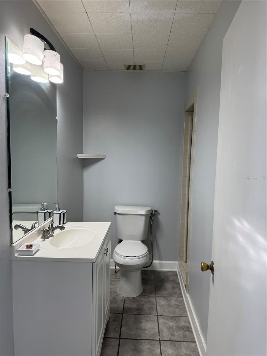 Image 21 of 25 For 5829 12th Street
