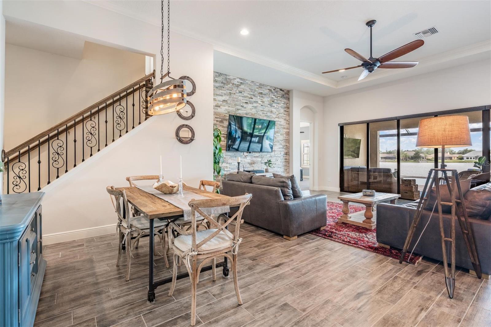Image 13 of 47 For 6695 Sunset Vista Way
