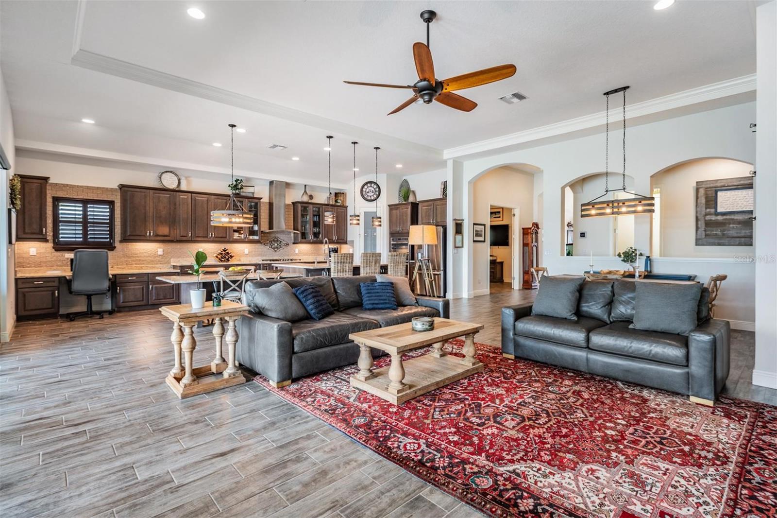 Image 14 of 47 For 6695 Sunset Vista Way