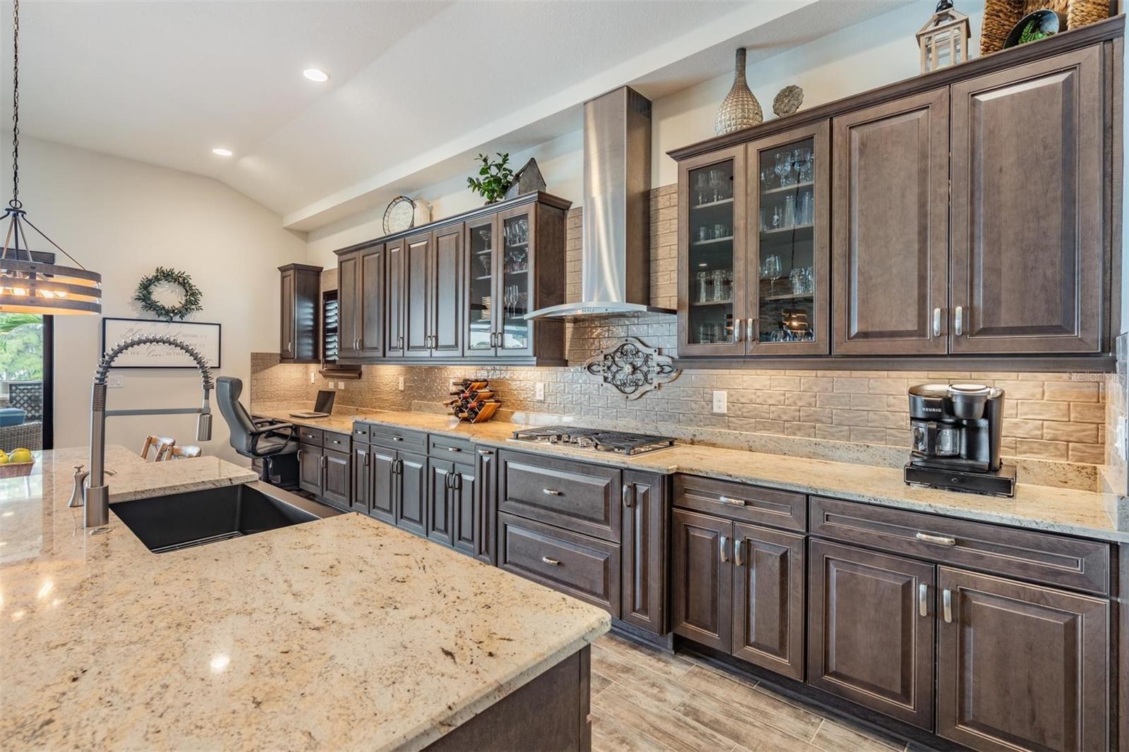 Image 8 of 47 For 6695 Sunset Vista Way