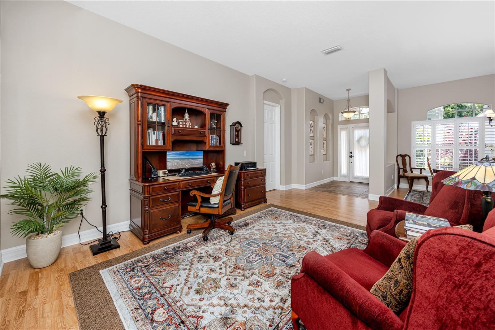 Image 10 of 54 For 12524 Leatherleaf Drive
